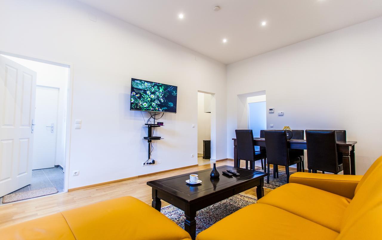 Vienna Market Apartments & Free Parking ภายนอก รูปภาพ