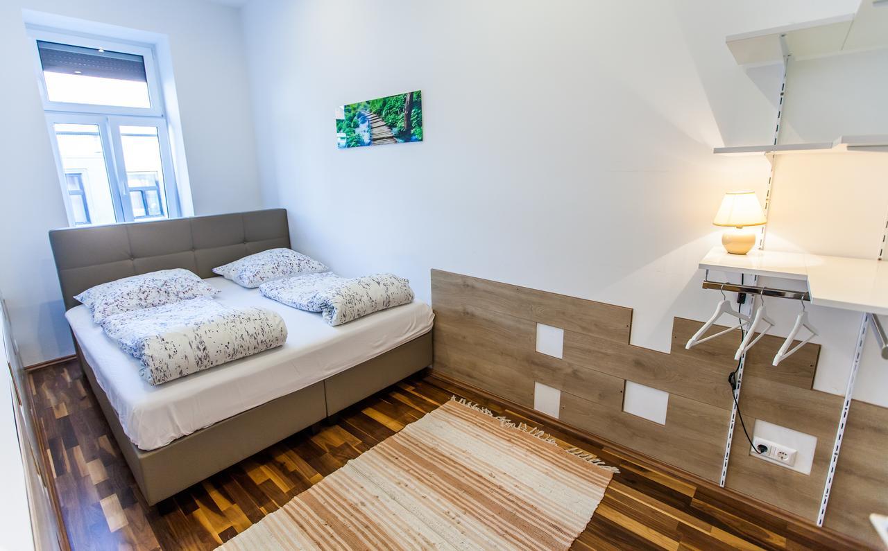 Vienna Market Apartments & Free Parking ภายนอก รูปภาพ