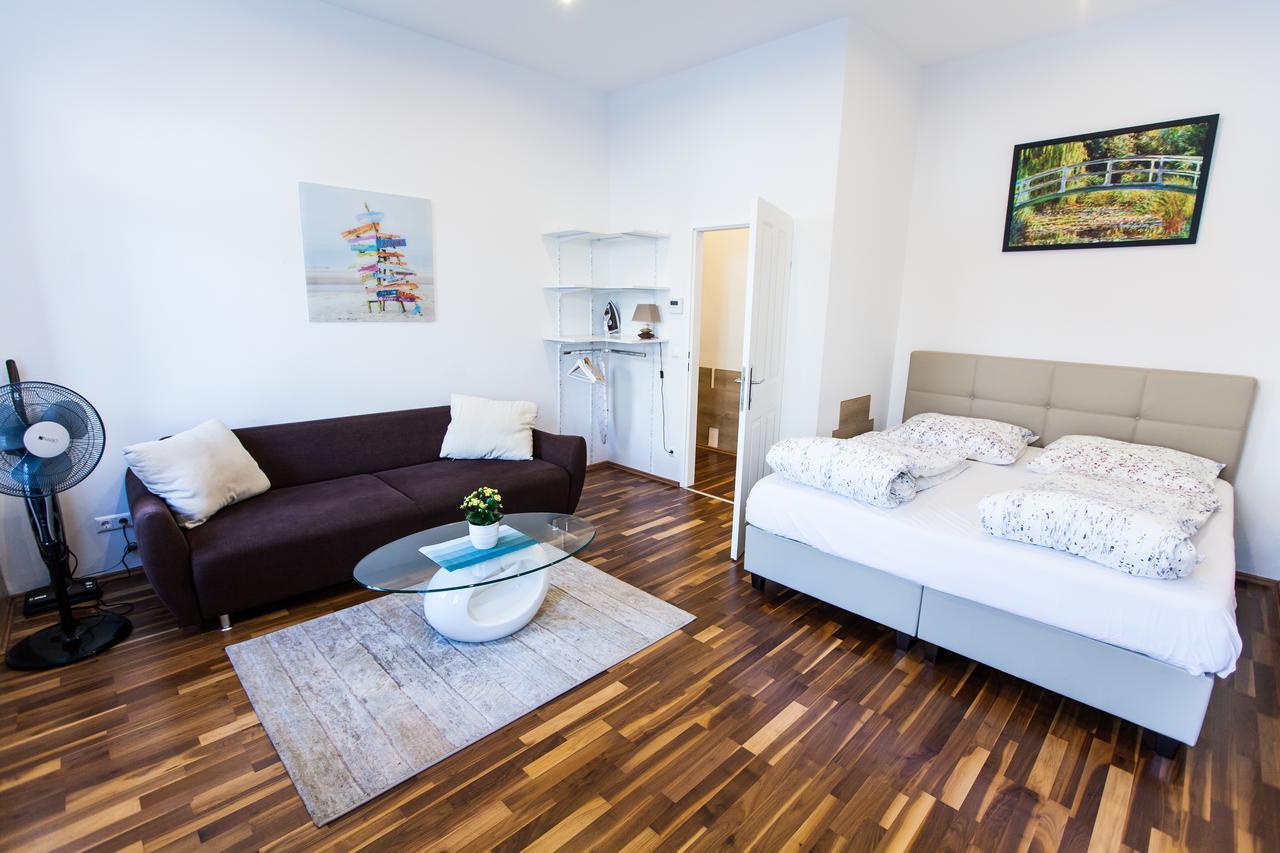 Vienna Market Apartments & Free Parking ภายนอก รูปภาพ