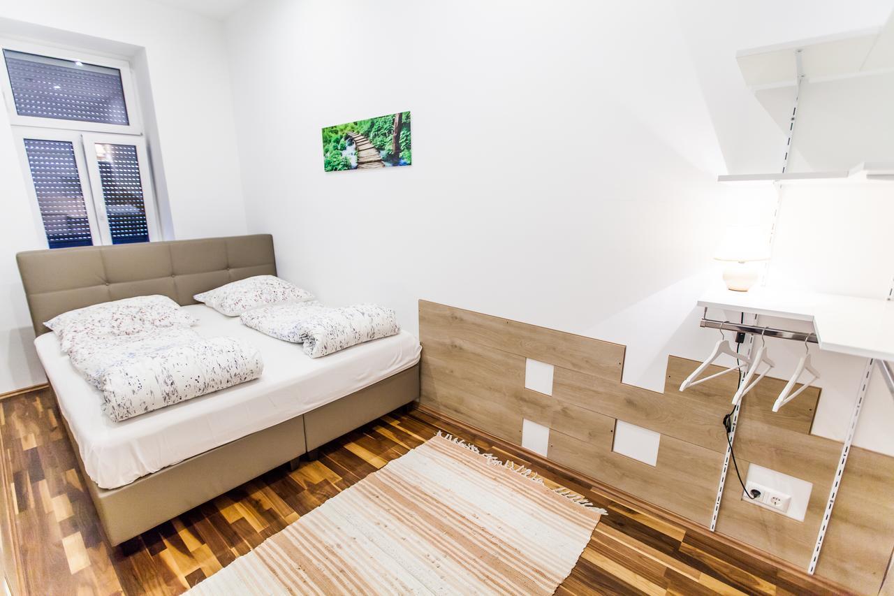 Vienna Market Apartments & Free Parking ภายนอก รูปภาพ