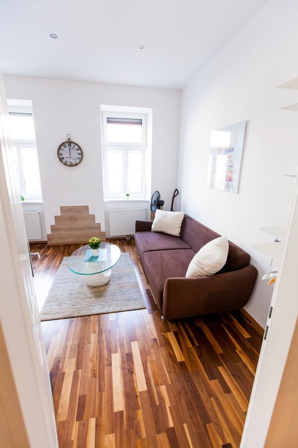 Vienna Market Apartments & Free Parking ภายนอก รูปภาพ